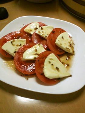 簡単☆モッツァレラチーズ＆トマトのサラダの画像