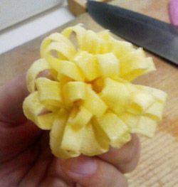 薄焼き玉子で花・飾り切り・キャラ弁