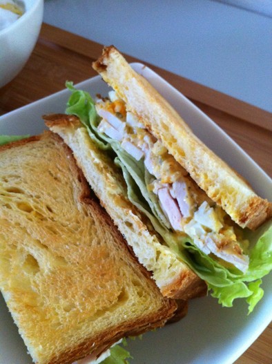 塩鶏のサンドイッチ　－タルタルソース－の写真