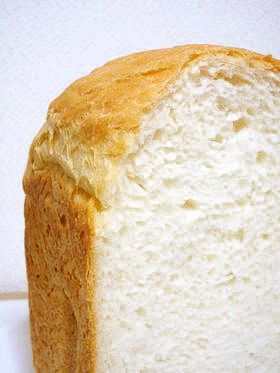 HB米粉＆強･薄力粉入りのトリプル食パンの画像