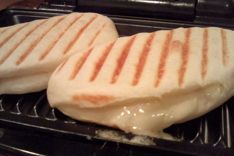 ビタントニオ パニーニプレートでナン レシピ 作り方 By ｍｉｙａｃｏ クックパッド