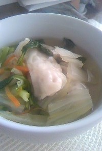 冷凍餃子で✿簡単餃子野菜スープ✿