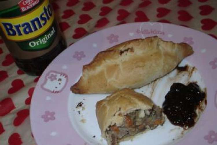 Cornish Pasty コーニッシュ パスティ レシピ 作り方 By Kristy クックパッド 簡単おいしいみんなのレシピが356万品