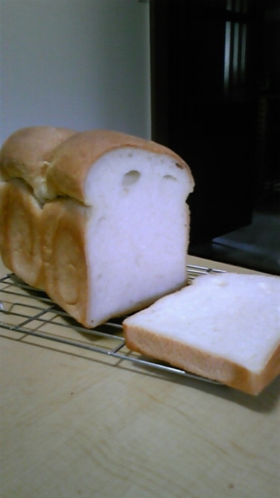 我が家のお米で米粉食パンの写真