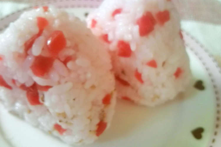 カリカリ美味しい梅おにぎり レシピ 作り方 By じゅんあい クックパッド 簡単おいしいみんなのレシピが360万品