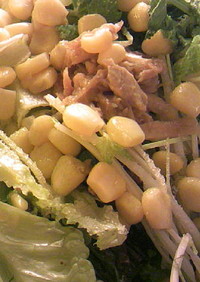 ツナとコーンと野菜のナンプラーサラダ
