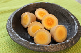 しっかり味の味付け(半熟)たまご。