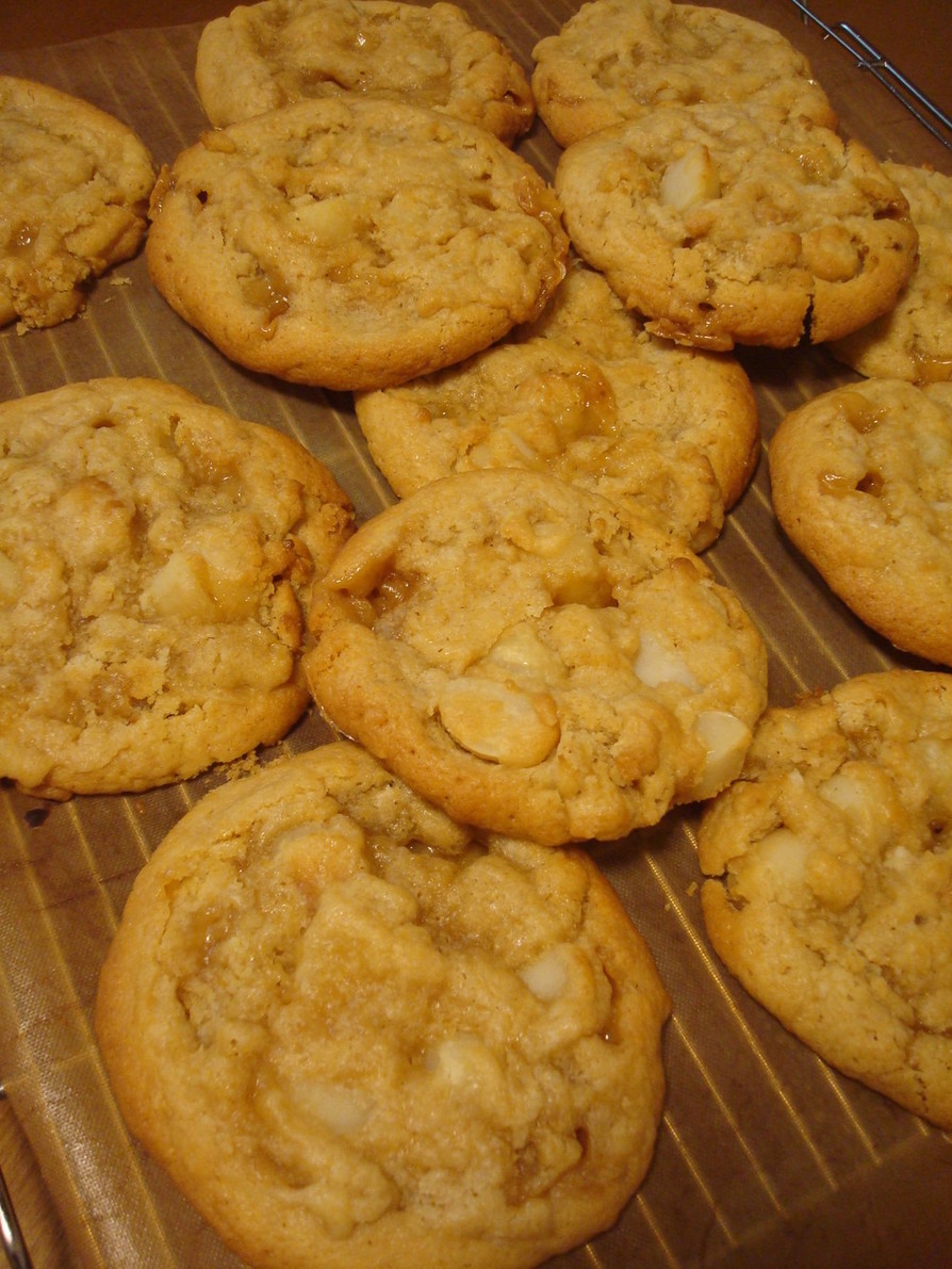 キャラメルマカダミアナッツクッキーの画像