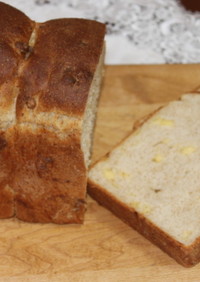 スタンドミキサーで簡単♬全粒粉チーズパン