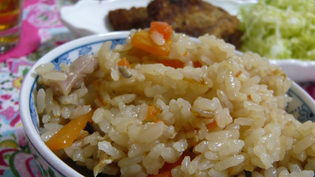 おでんの素でウマウマ炊き込みご飯 レシピ 作り方 By 5ぺんぎん クックパッド 簡単おいしいみんなのレシピが353万品