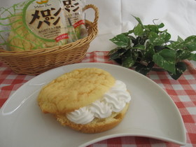 生クリームメロンパン