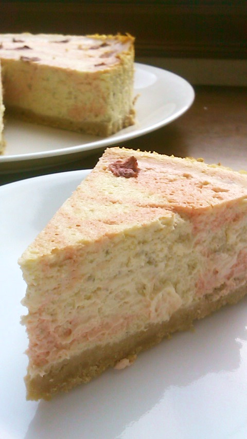 桜マーブルチーズケーキ（ベイクド）の画像