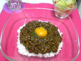 ルーで簡単♪ドライカレー