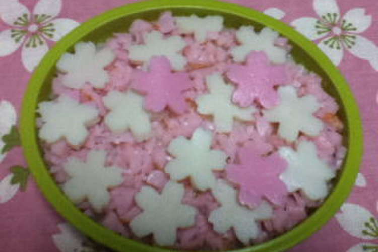 桜満開！！ただただかまぼこサクラ弁当！！