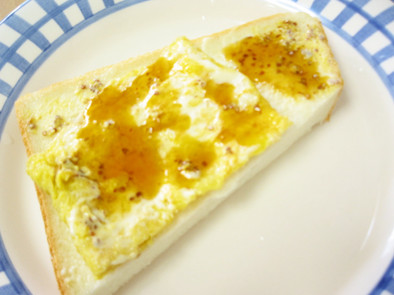 衝撃☆ハニーマスタードのマヨたまトーストの写真