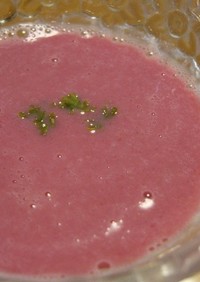 ロシア風★ビーツ（赤かぶ）の冷製スープ