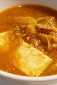 韓国　定番スープ　キムチチゲ