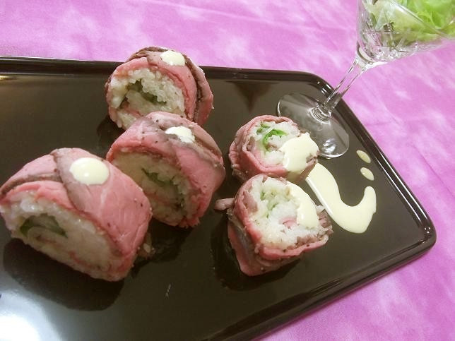 簡単豪華★ローストビーフ de 巻き寿司の画像