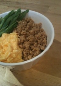 簡単♪我が家の三色丼♪