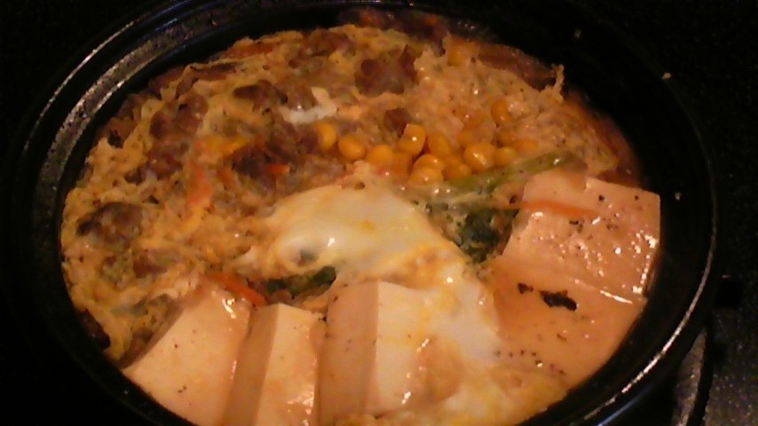 タジン鍋で☆肉豆腐の卵とじの画像