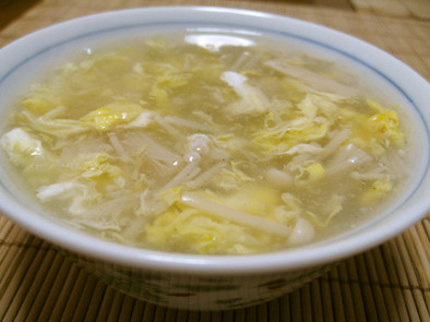 エノキのかき卵スープの写真