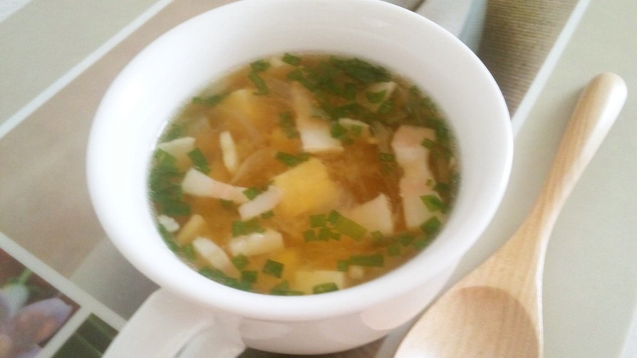 コンソメ味噌スープの画像