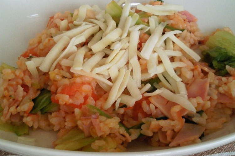 フライパン一つ レタス入りトマトごはん レシピ 作り方 By えみにーママｍａ クックパッド 簡単おいしいみんなのレシピが366万品