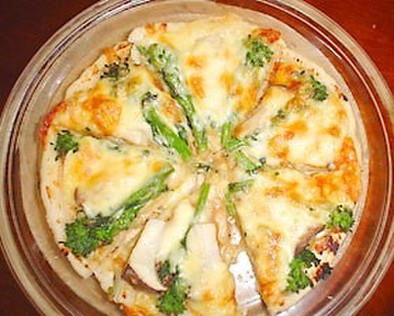 菜の花味噌ピザの写真