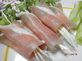 簡単&豪華! 生ハム&貝割大根☆