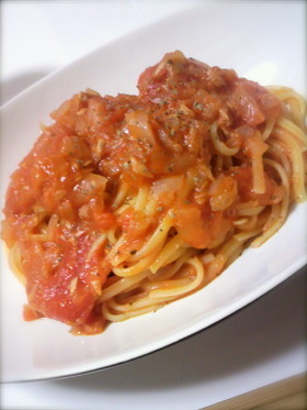 トマト缶でツナとトマトの生パスタ♪