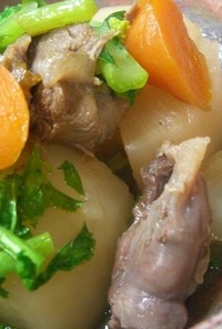 ベトナム★豚すね肉とまるごと大根の煮物