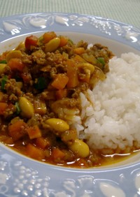 野菜たっぷり✾大豆のキーマカレー