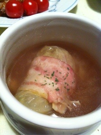 いい味スープのロールキャベツの写真