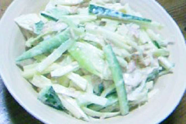 ツナとチーズで食べやすい セロリサラダ レシピ 作り方 By Myco 74 クックパッド 簡単おいしいみんなのレシピが352万品