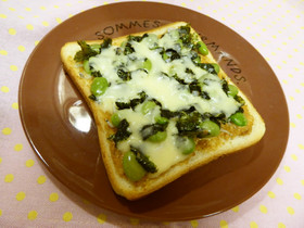 しらすと枝豆のトースト