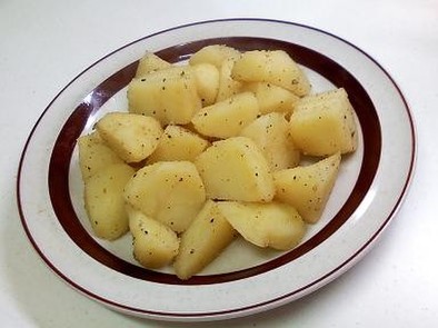 コンソメペッパー粉ふき芋の写真