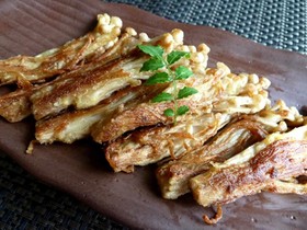 簡単おつまみ☆えのきのカリシャキ生姜焼き