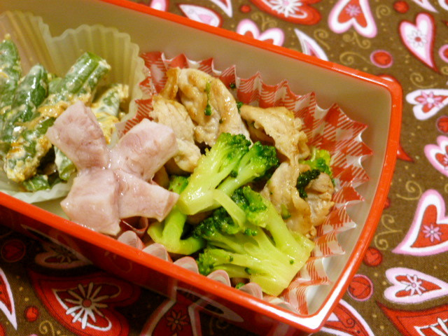 簡単お弁当✿ブロッコリーと豚肉塩炒めの画像