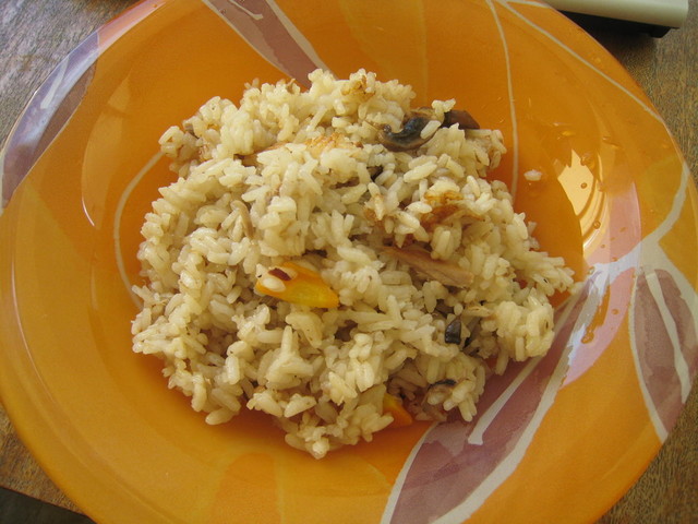 海外でも炊き込みご飯食べたい 文化鍋 レシピ 作り方 By Kaonon クックパッド 簡単おいしいみんなのレシピが354万品
