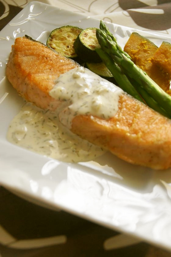 ディル＆ヨーグルトソース♪サーモンソテー by うさぎのシーマ 【クックパッド】 簡単おいしいみんなのレシピが396万品