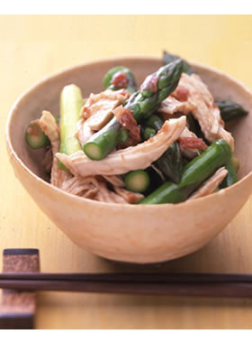 アスパラと鶏肉の梅あえ