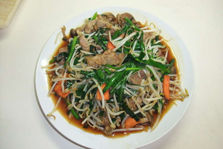 豚肉 もやし ニラの焼肉のたれ炒め レシピ 作り方 By 菜の花ととんぼ クックパッド 簡単おいしいみんなのレシピが352万品