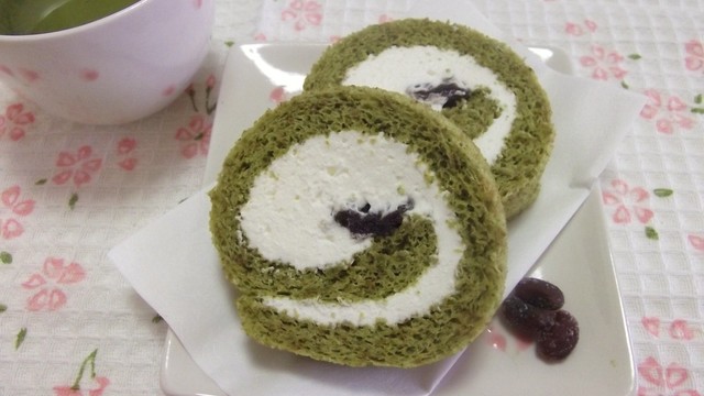 緑茶のロールケーキ レシピ 作り方 By まくのうち クックパッド 簡単おいしいみんなのレシピが349万品
