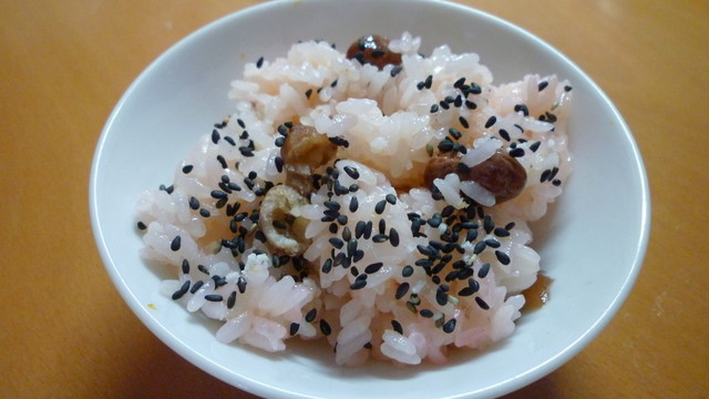 炊飯器で甘納豆のお赤飯 レシピ 作り方 By きえまま クックパッド 簡単おいしいみんなのレシピが352万品