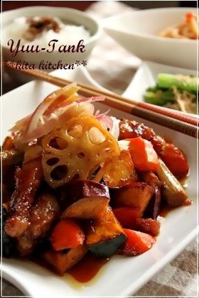 豚バラ肉と秋の根菜～こってり甘辛揚げ