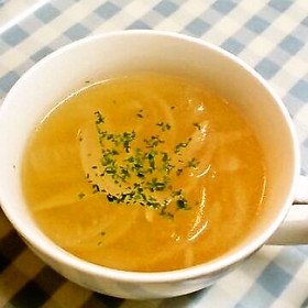 ダシダでオニオンコンソメ風スープ