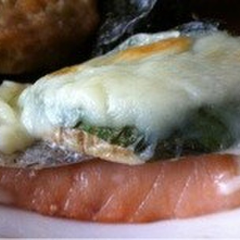 簡単☆鮭とじゃがの大葉チーズ焼き