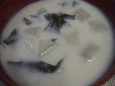 カブの牛乳味噌汁の写真