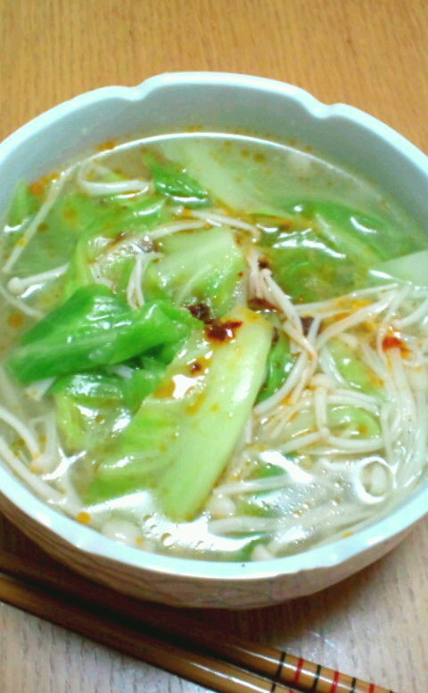 キャベツとエノキ茸で満腹中華スープの画像