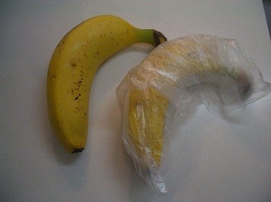 もう黒くならない！バナナの保存法の写真